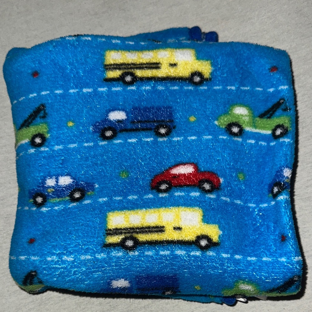 Kidgets Blue Vehicle Pattern Blanket - Picture 3 of 3